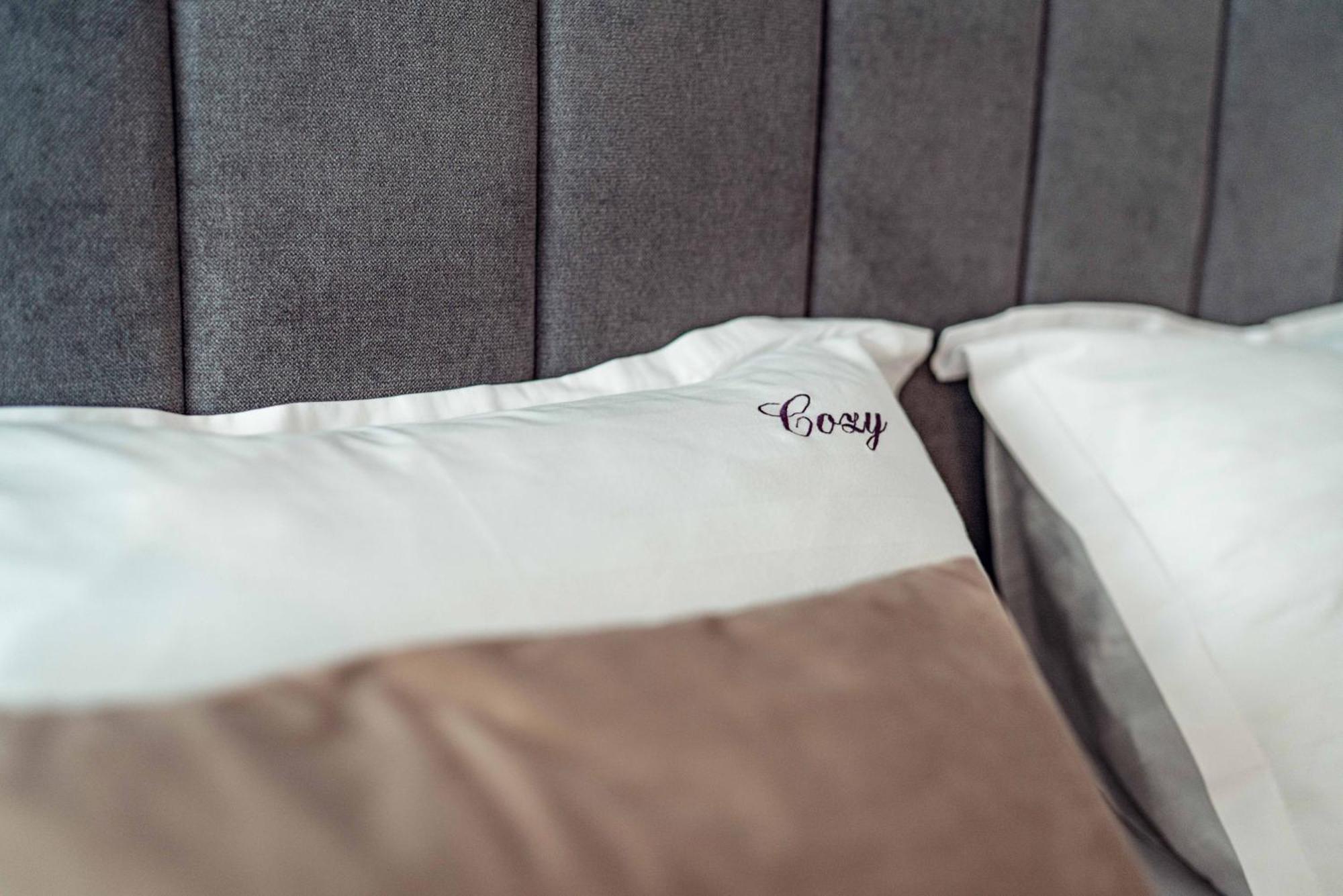 Cozy Apartments At Q Residence - Palas Mall Iasi Extérieur photo