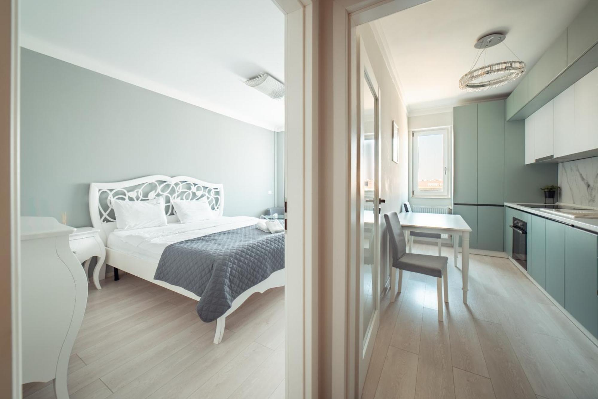 Cozy Apartments At Q Residence - Palas Mall Iasi Extérieur photo