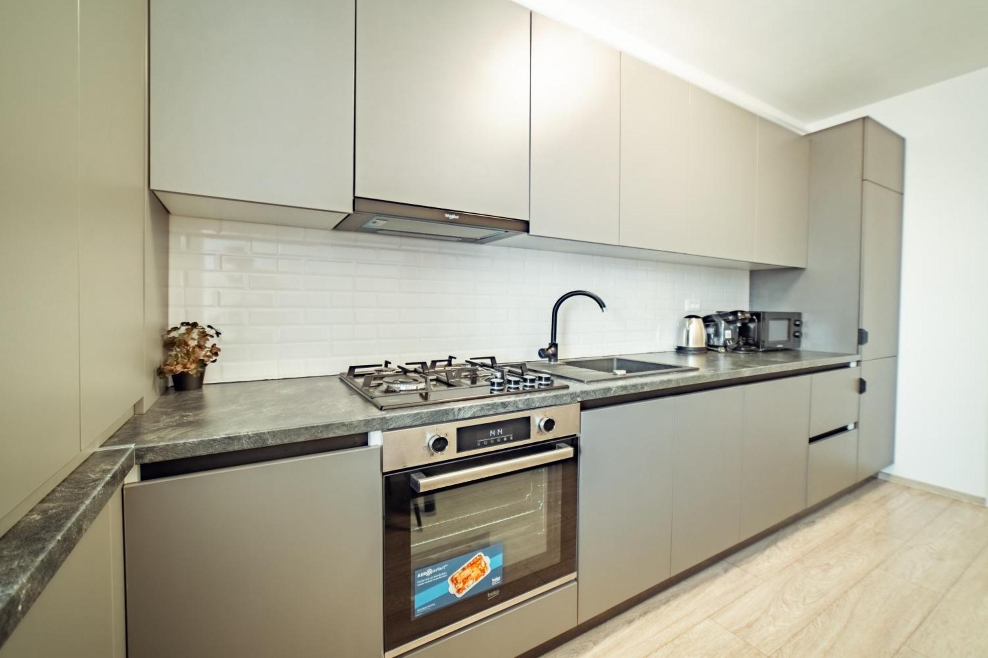 Cozy Apartments At Q Residence - Palas Mall Iasi Extérieur photo