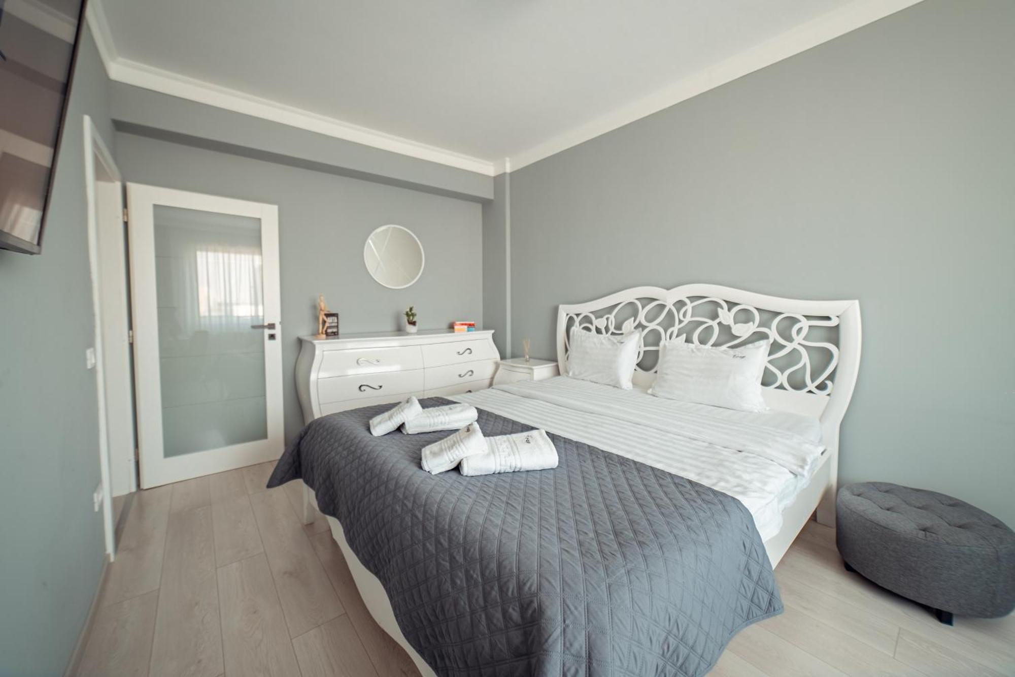 Cozy Apartments At Q Residence - Palas Mall Iasi Extérieur photo